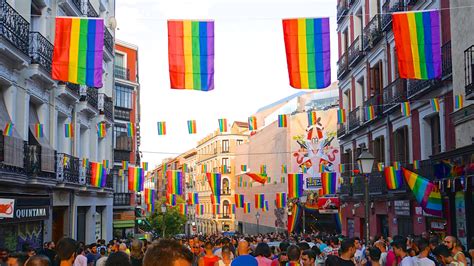 locales gays madrid|Guía Gay de Madrid 2024 Bares, Clubes, Eventos